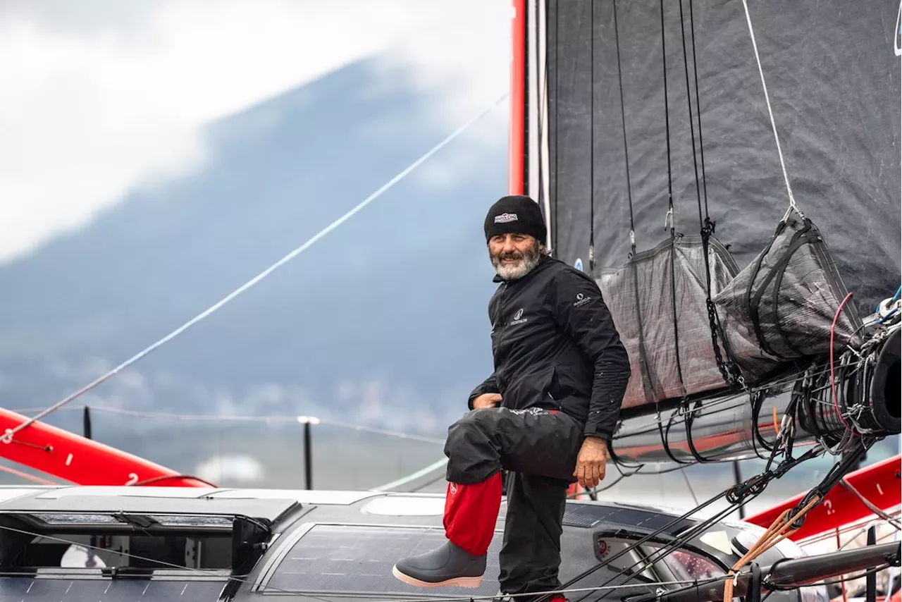 Yannick Bestaven Repart Vers les Sables-d'Olonne Après un Abandon au Vendée Globe