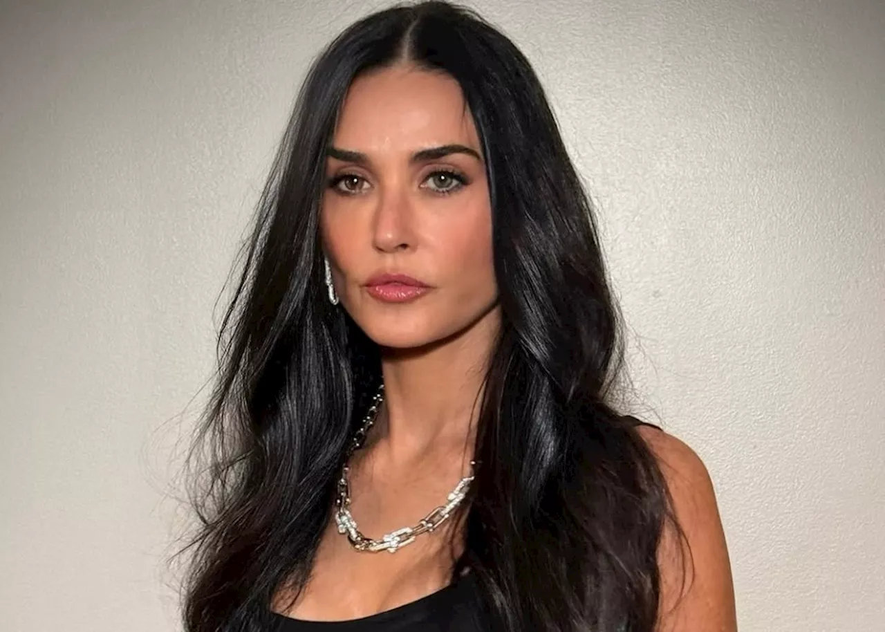 Demi Moore Raih Golden Globe, Stan Sebastian Menang Aktor Terbaik