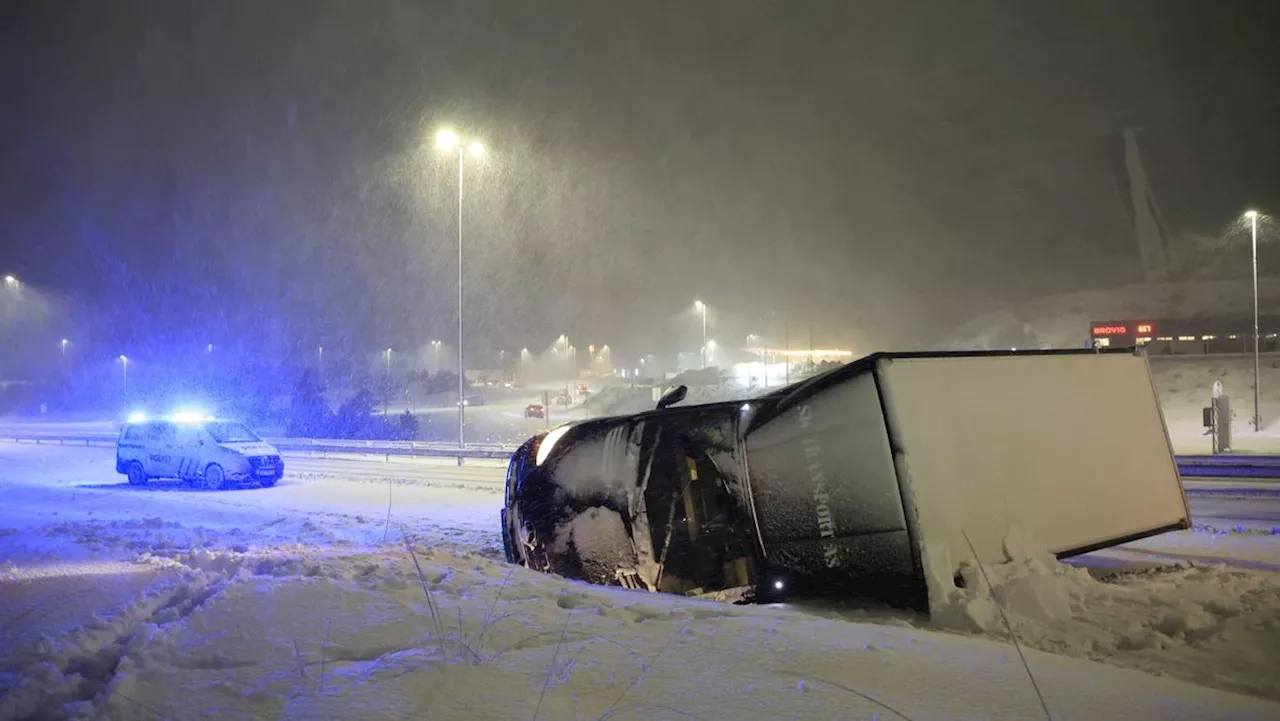 Snøkaos i Sørlandet og Østlandet