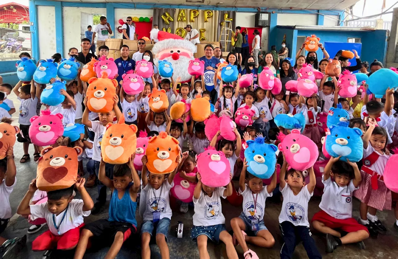 SM mallgoers donate 50,000 Bears of Joy to kids in need