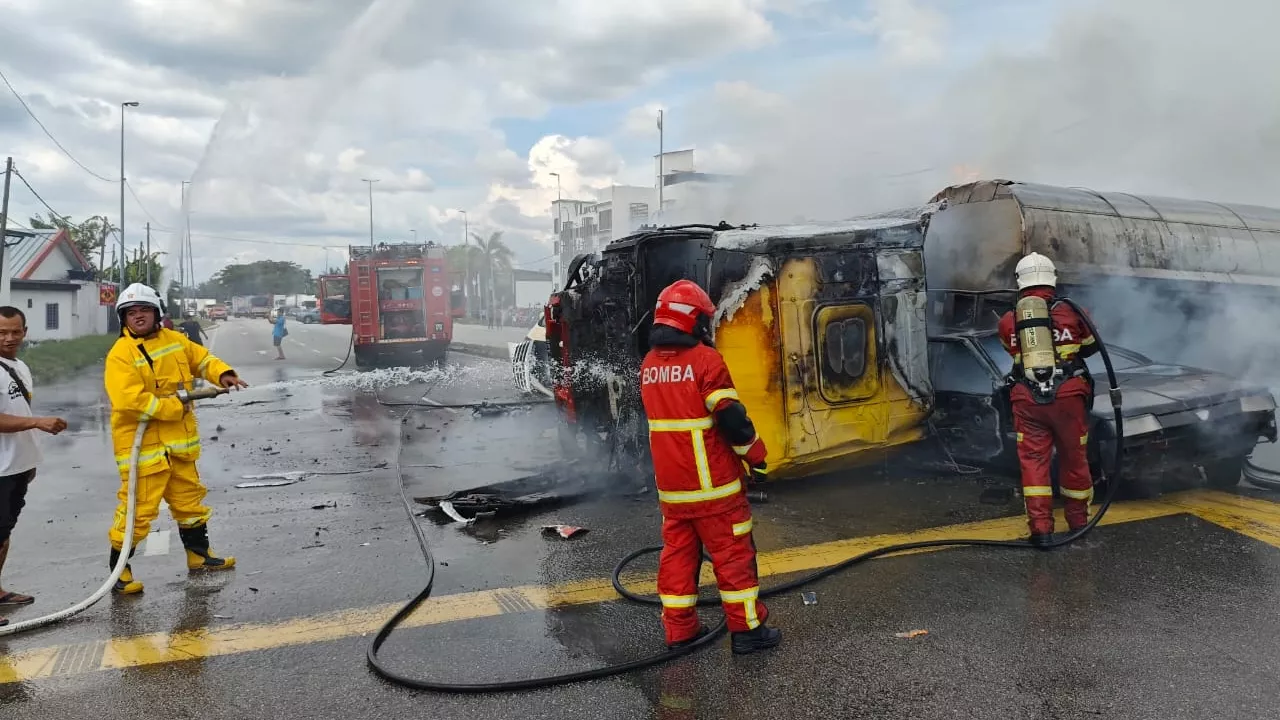 Three Injured in Multi-Vehicle Crash and Fire in Kuala Selangor