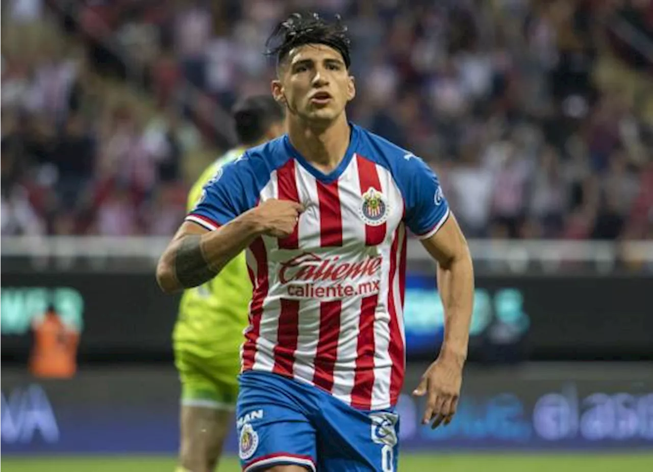 Alan Pulido regresa a las Chivas