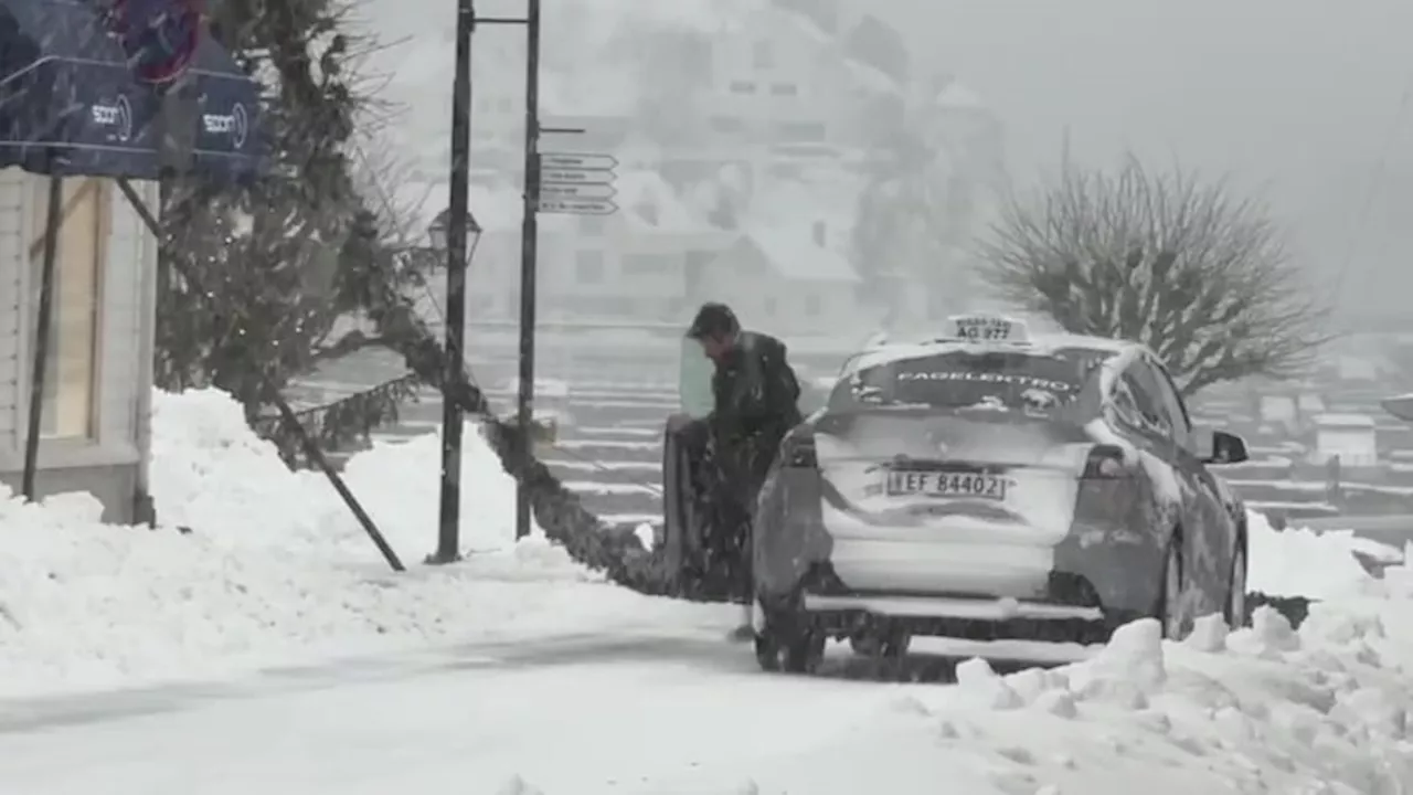 Snøkaos i Risør på helligtrekongersdag