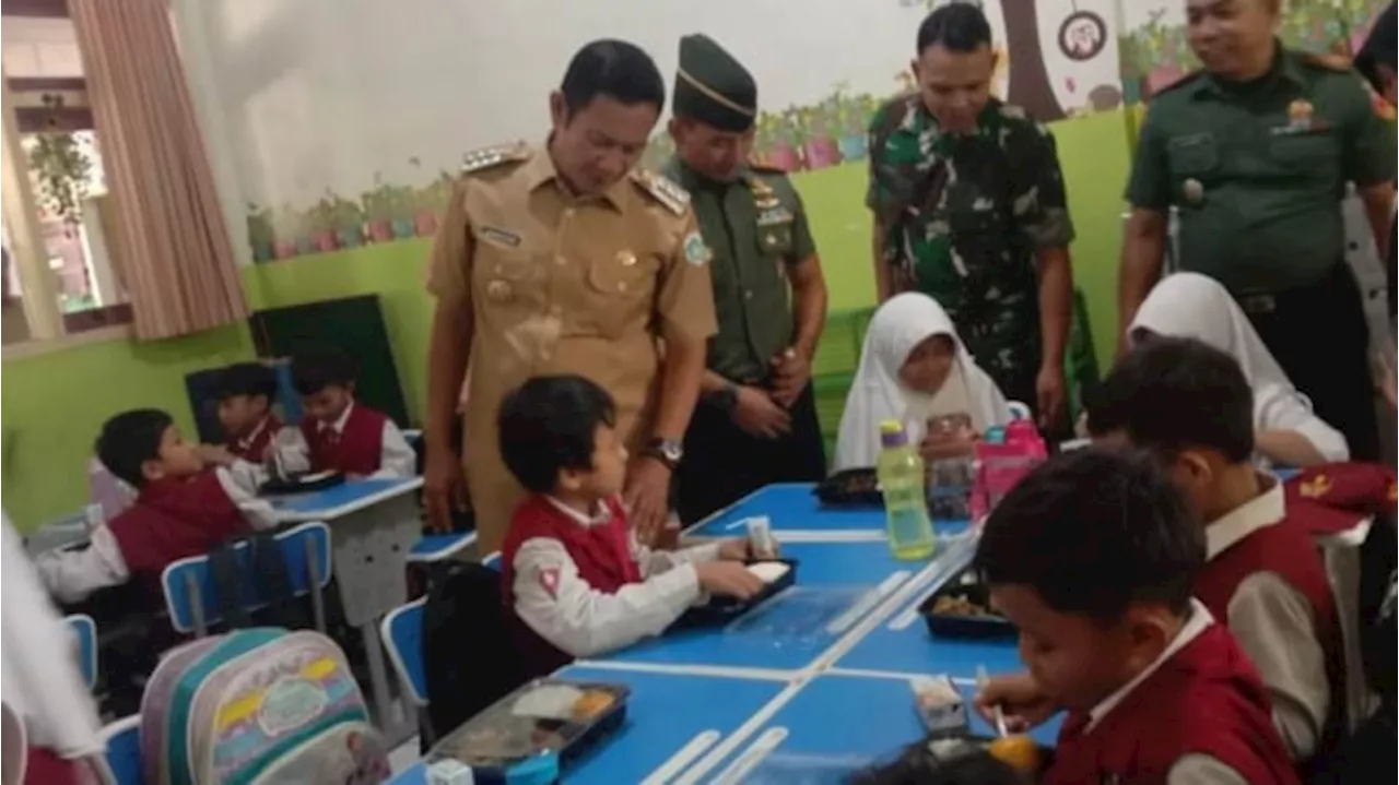 Siswa yang Alergi Lauk Makanan Bergizi Gratis di Jatim, Disiapkan Menu Pengganti