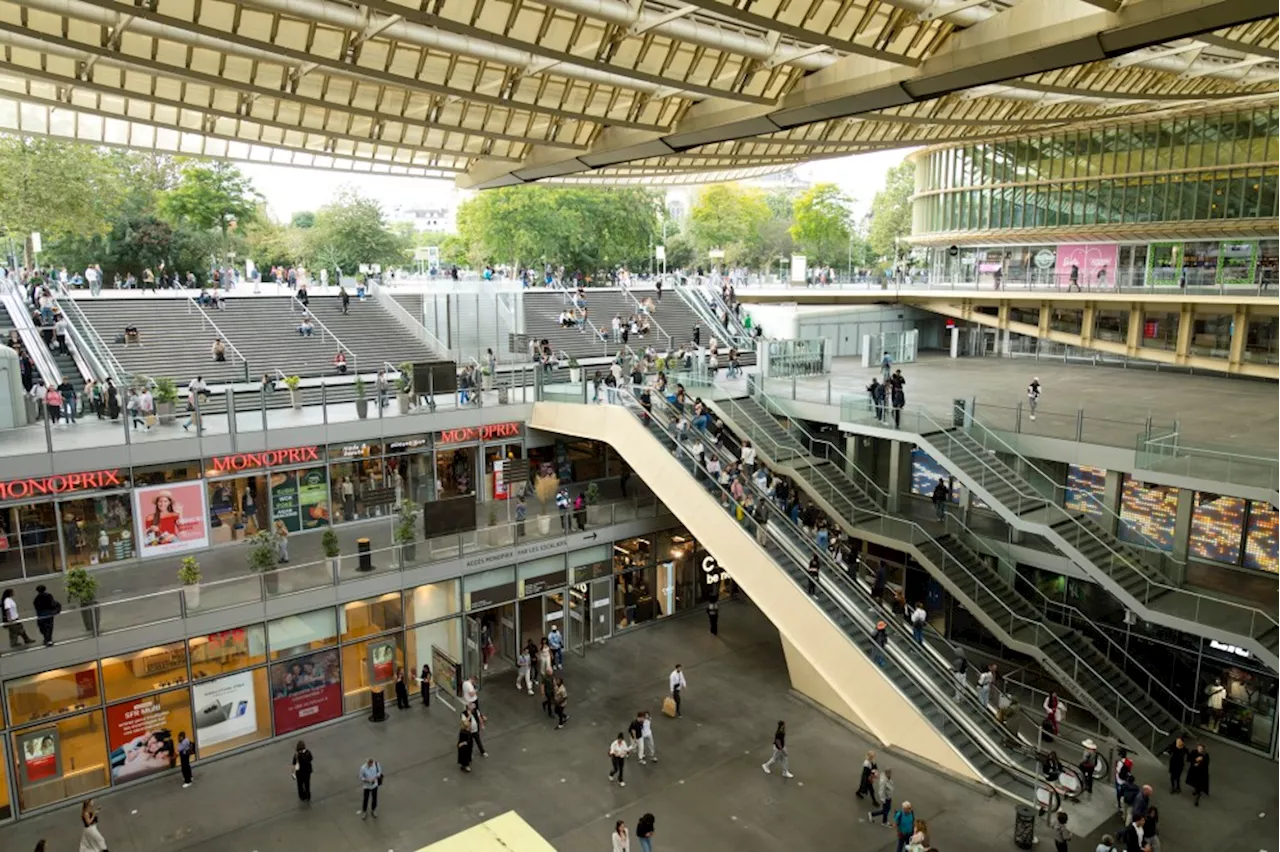 URW Sells Stake in Paris' Flagship Shopping Center, Forum des Halles