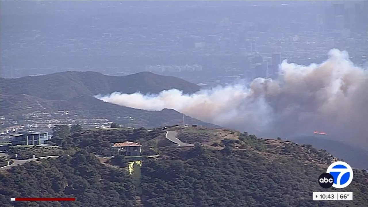 Brush Fire Erupts in Pacific Palisades, Threatens Structures