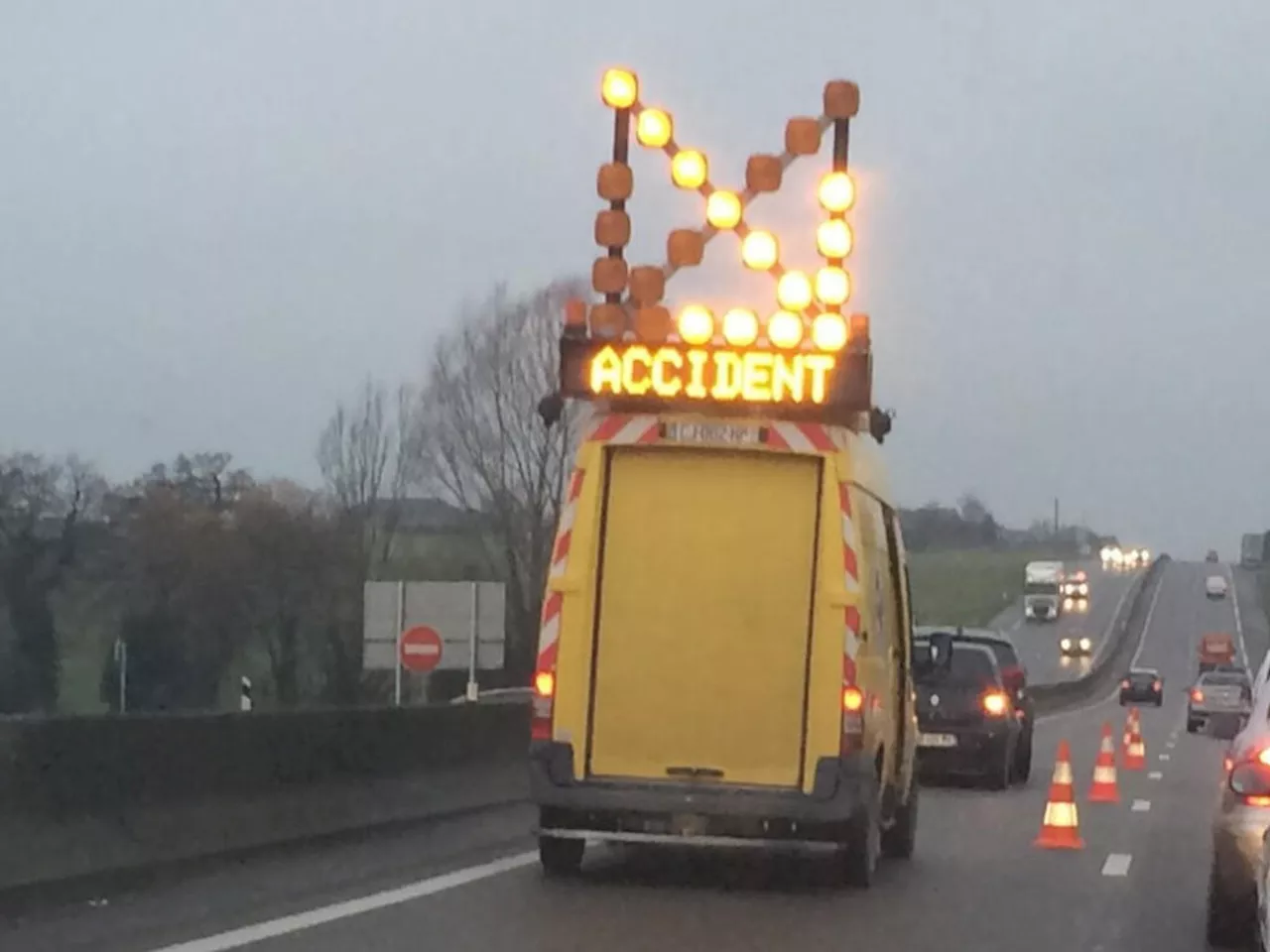 Deux blessés après un carambolage sur l'A16