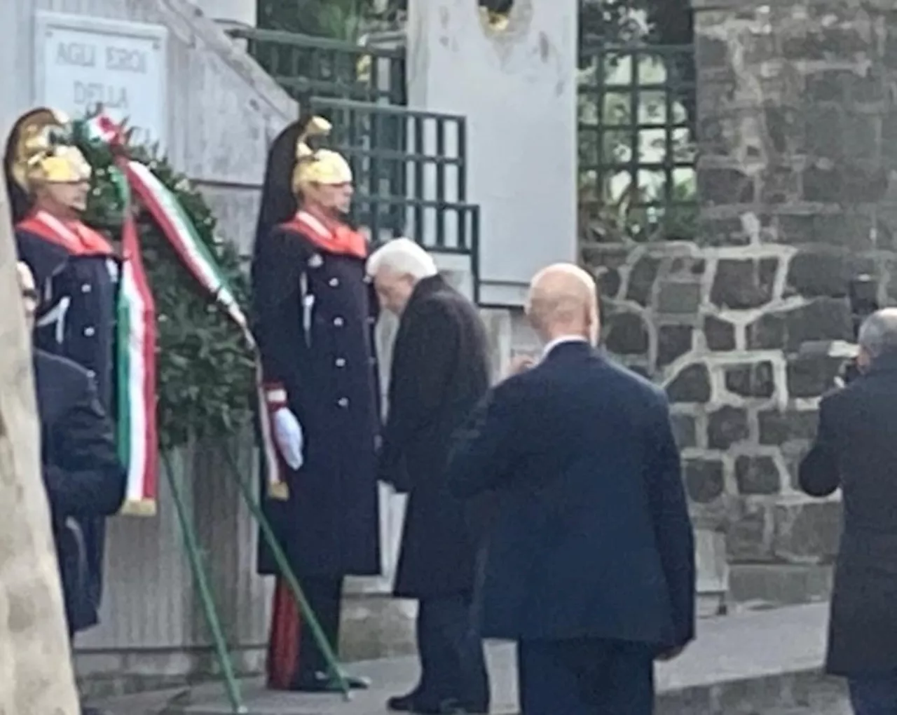 Mattarella inaugura la scuola ristrutturata a Militello in Val di Catania