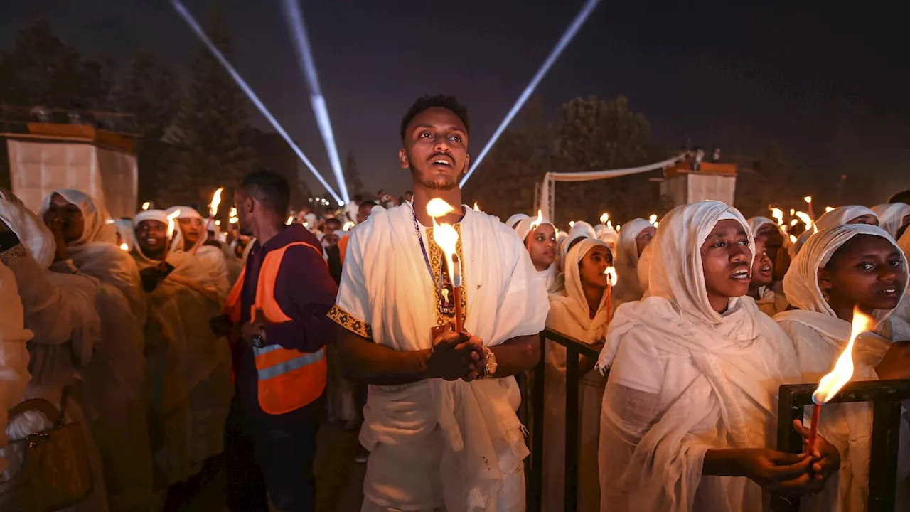 Ethiopian Pilgrims Pray for Ethiopian Christmas