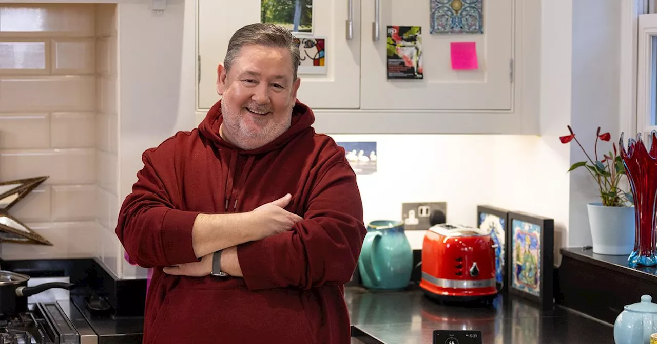 Johnny Vegas Gets Smart With a New Smart Meter