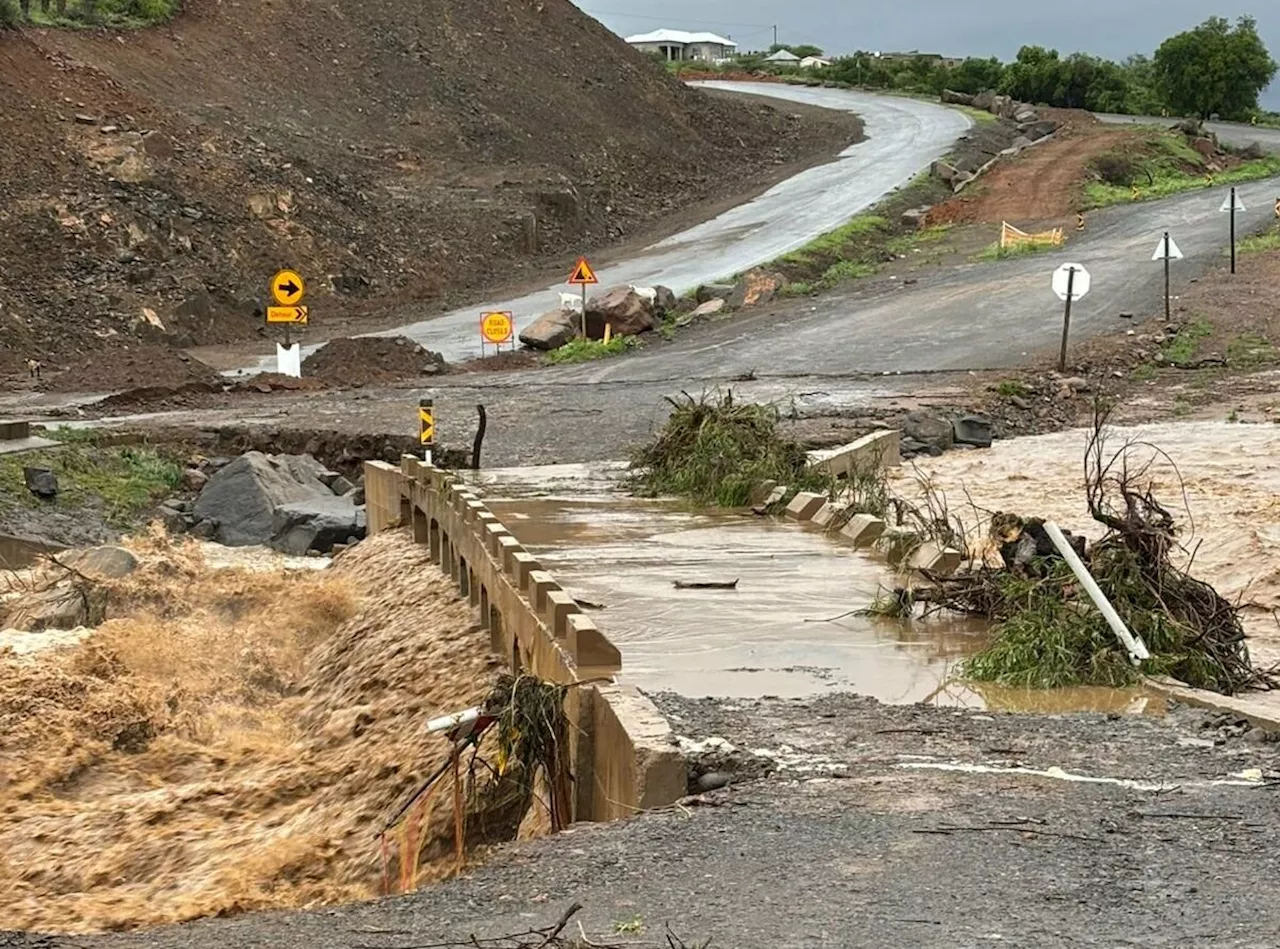 Heavy Rains Cause Flooding in South Africa