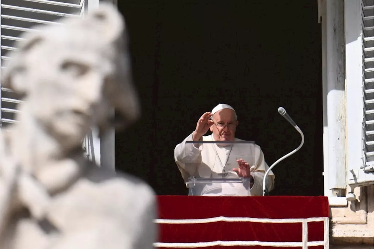 Papa Francisco Nomeia Primeira Mulher para Cargo no Vaticano