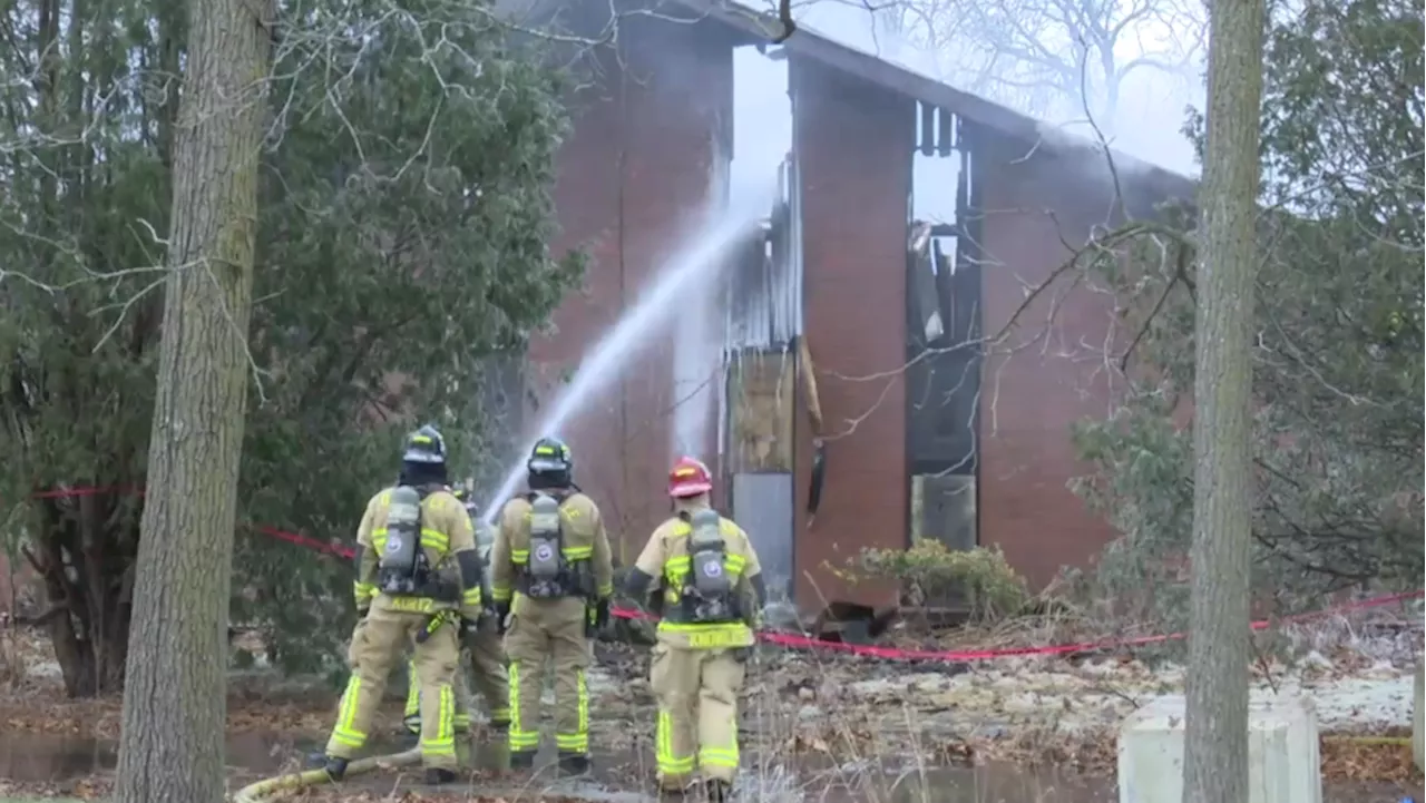 Suspect in custody after vacant church fire in Oakville