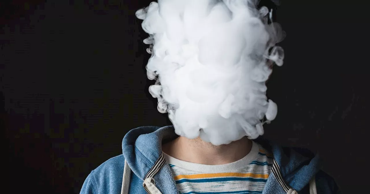 NHS Says Vaping Could Help Quit Smoking, Doctor Warns of Risks