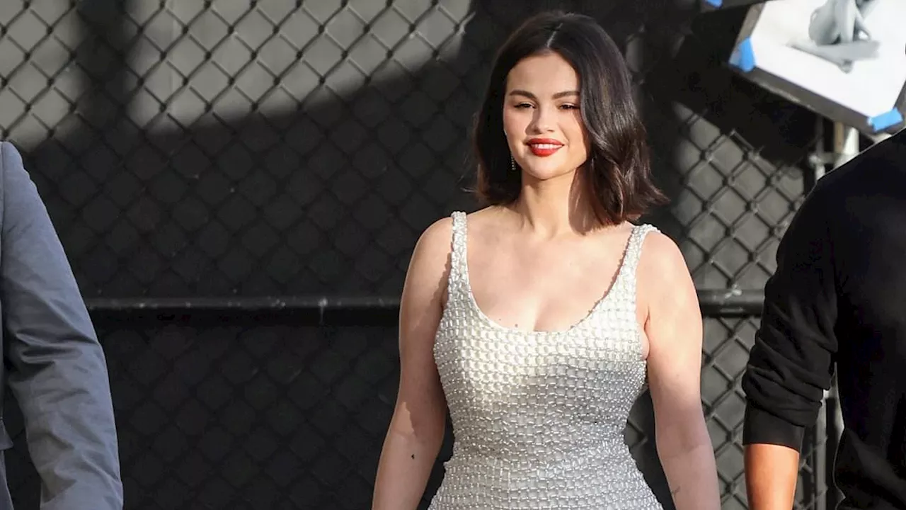 Selena Gomez Shows Off Leggy Look and Discusses New Year's Resolutions on Jimmy Kimmel Live!