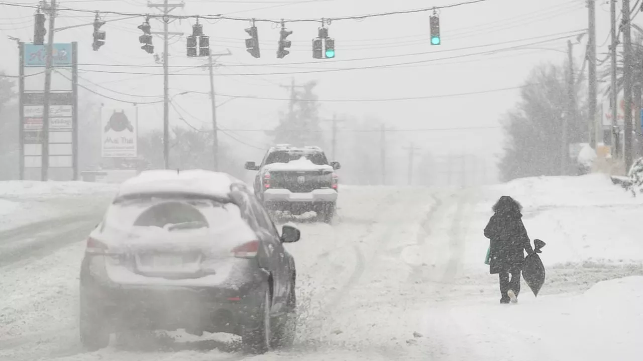 Five dead as killer snow storms grip America and maps show where polar vortex is heading next