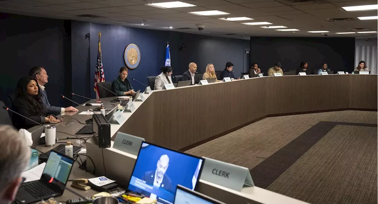 Minneapolis approves police oversight plan with federal government