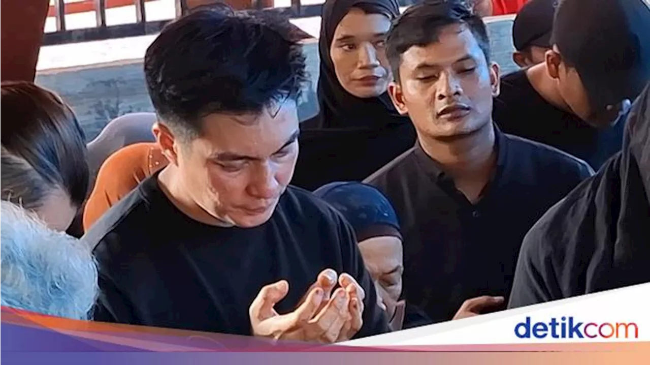 Ayah Baim Wong Meninggal Dunia