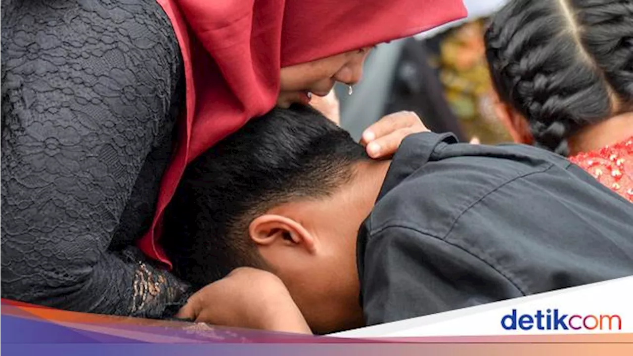 Dalil Berbakti kepada Kedua Orang Tua