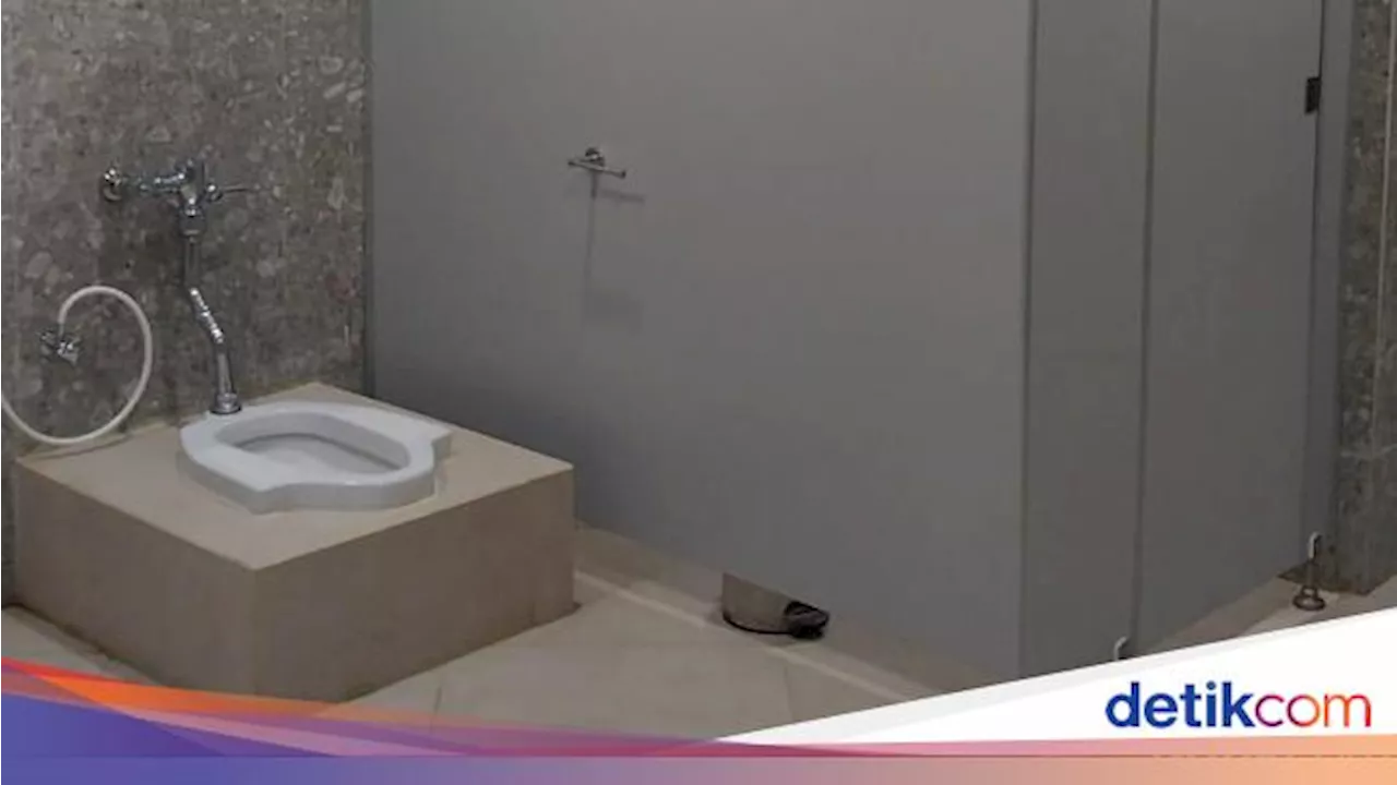 Ternyata Ini Alasan Orang Barat Ogah Pakai Kloset Jongkok!