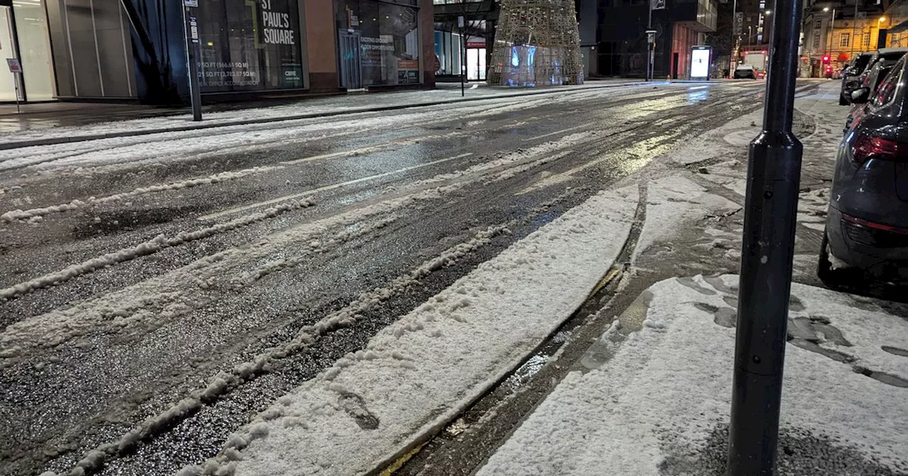 More Snow Causes Travel Disruption in Merseyside