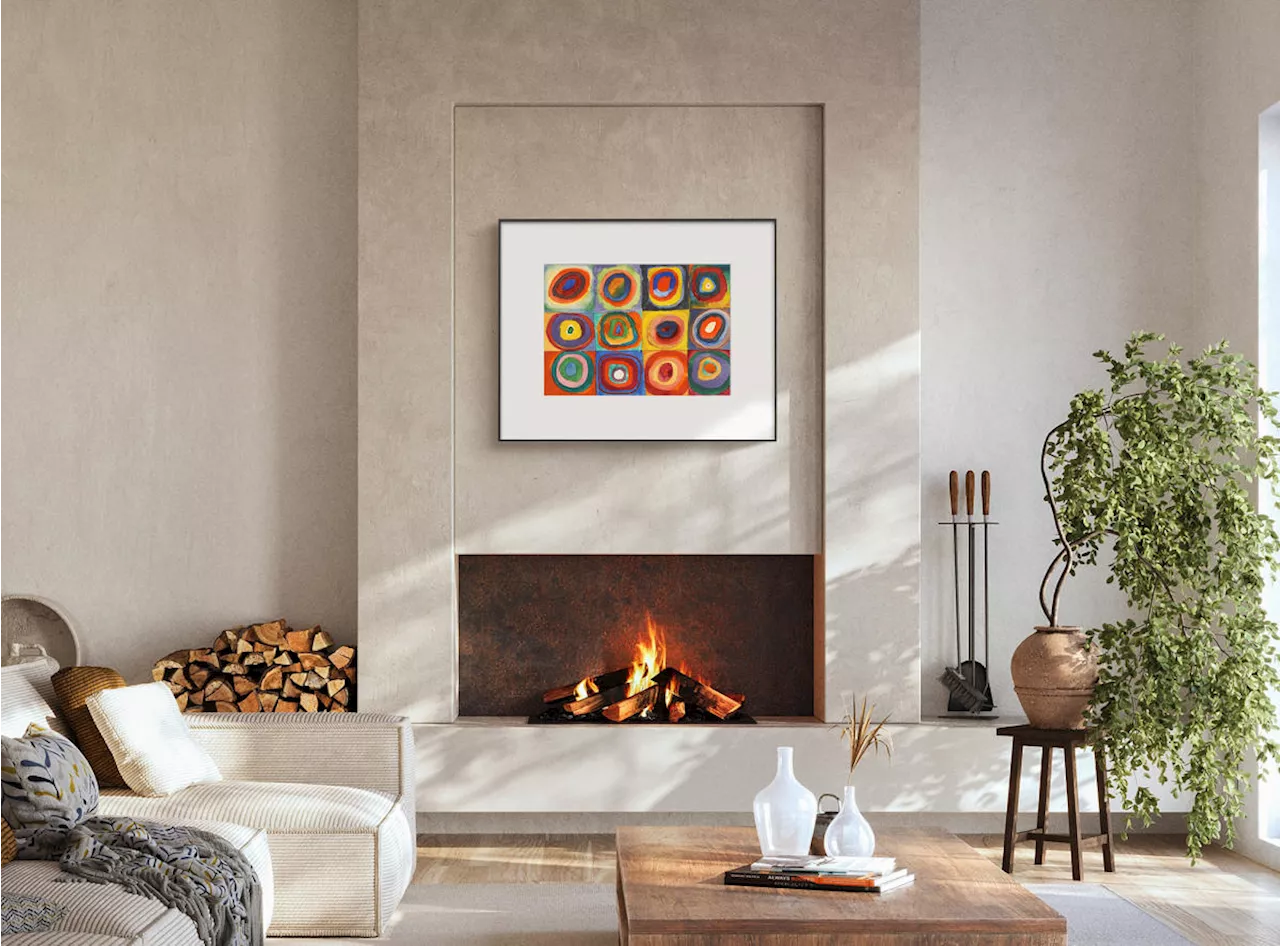 InkPoster: A Year-Long Art Display Powered by E-Paper
