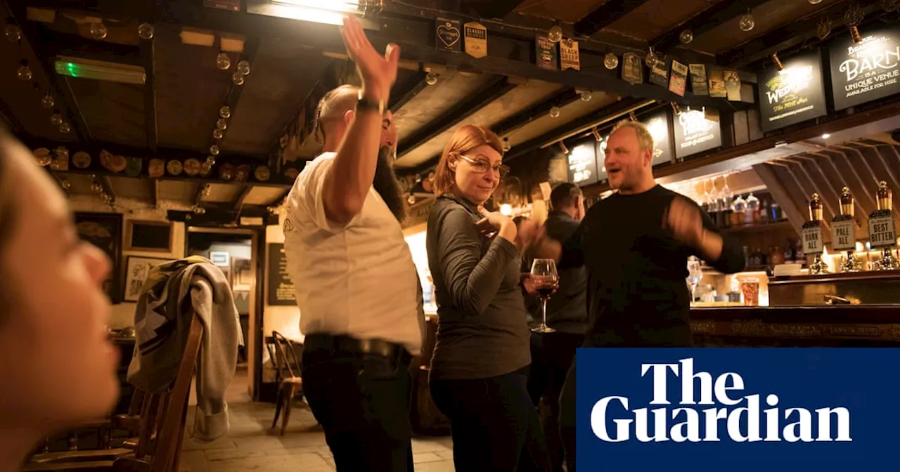 Snowed-In Pub Guests Celebrate Final Escape