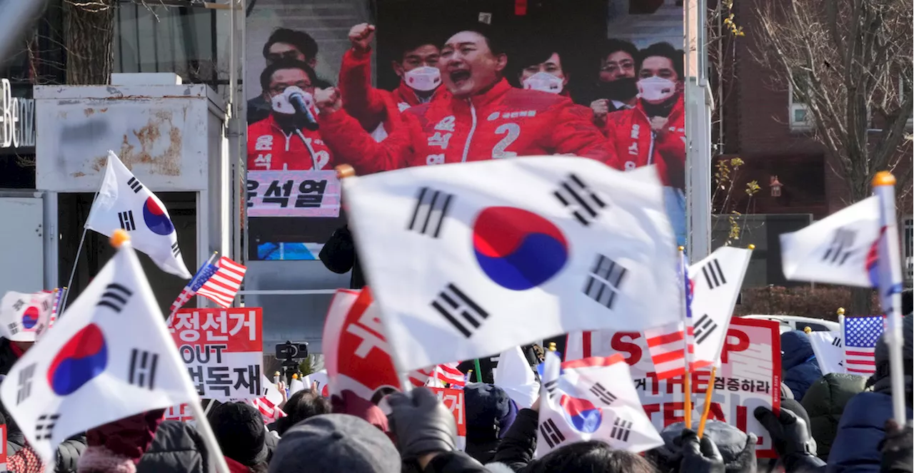 Teorie del complotto e legge marziale in Corea del Sud