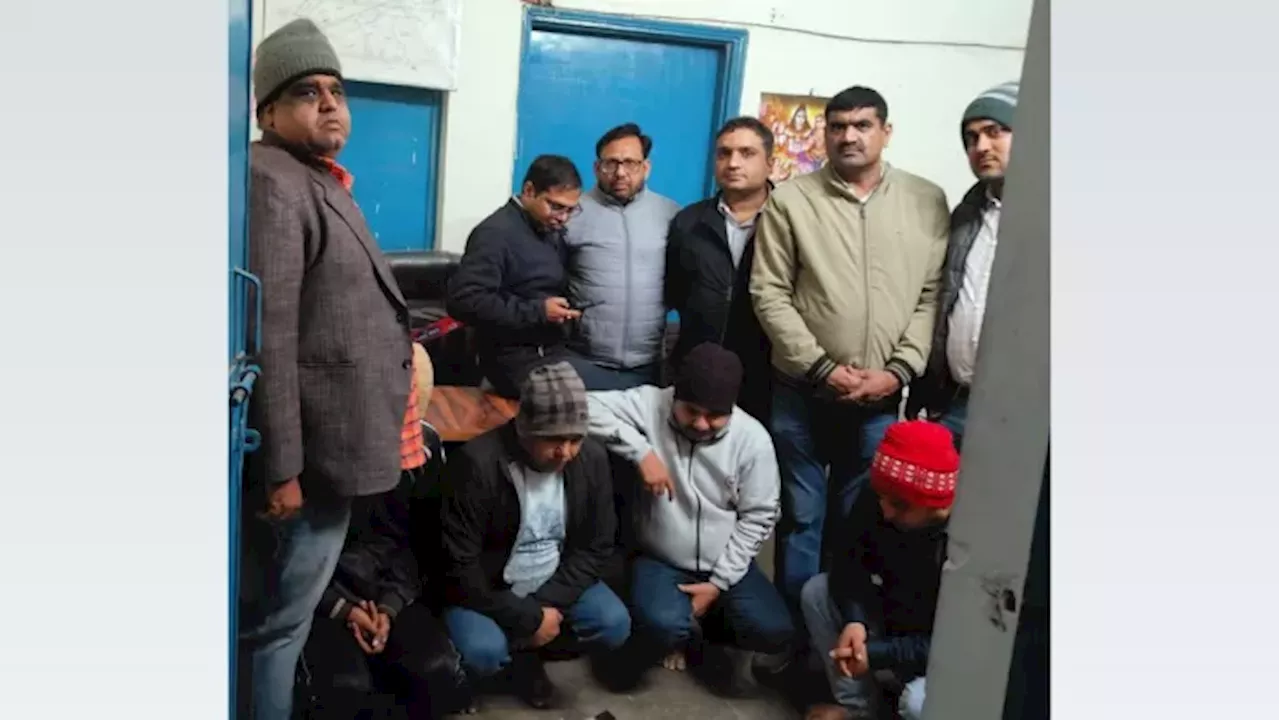 गाजियाबाद का लोनी बना भ्रूण जांच का सबसे बड़ा अड्डा, पुलिस ने छापेमारी कर 5 लोगों को दबोचा