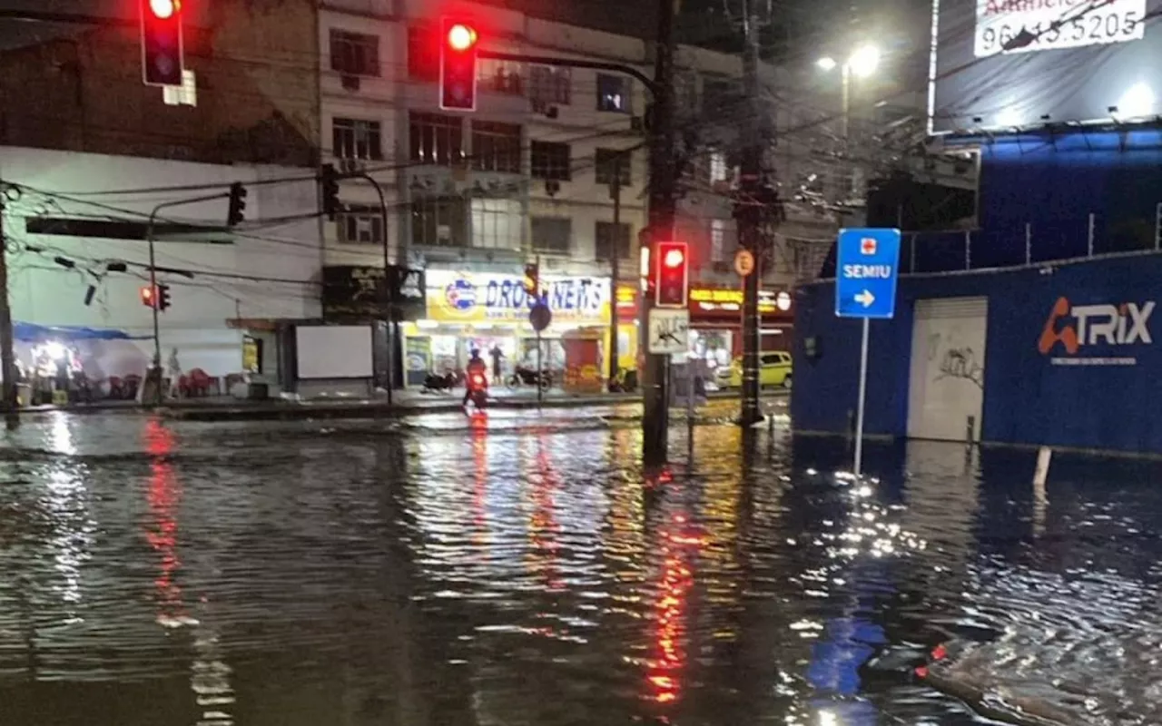 Chuvas Fortes Causam Alagamentos e Granizo no Rio de Janeiro