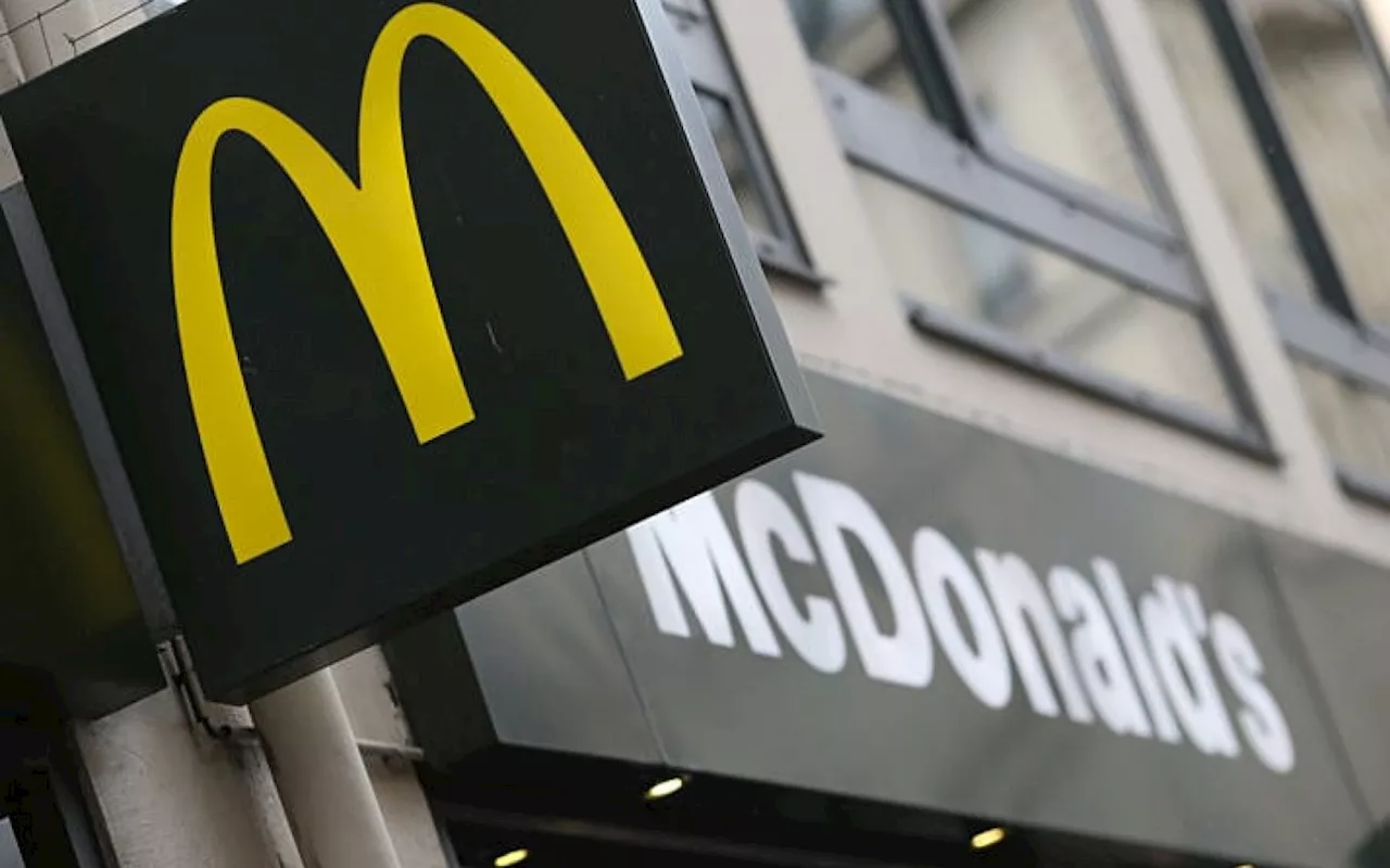 Mais de 700 Funcionários do McDonald's No Reino Unido Denunciam Assédio