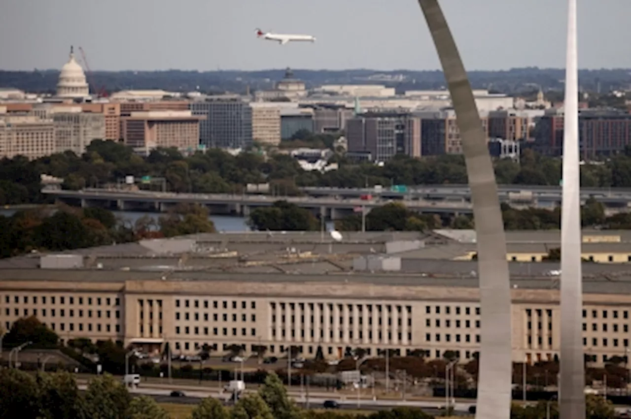 US Gay Veterans May Get Justice: 30,000 Discharged Under 'Don't Ask, Don't Tell' Could See Records Cleared