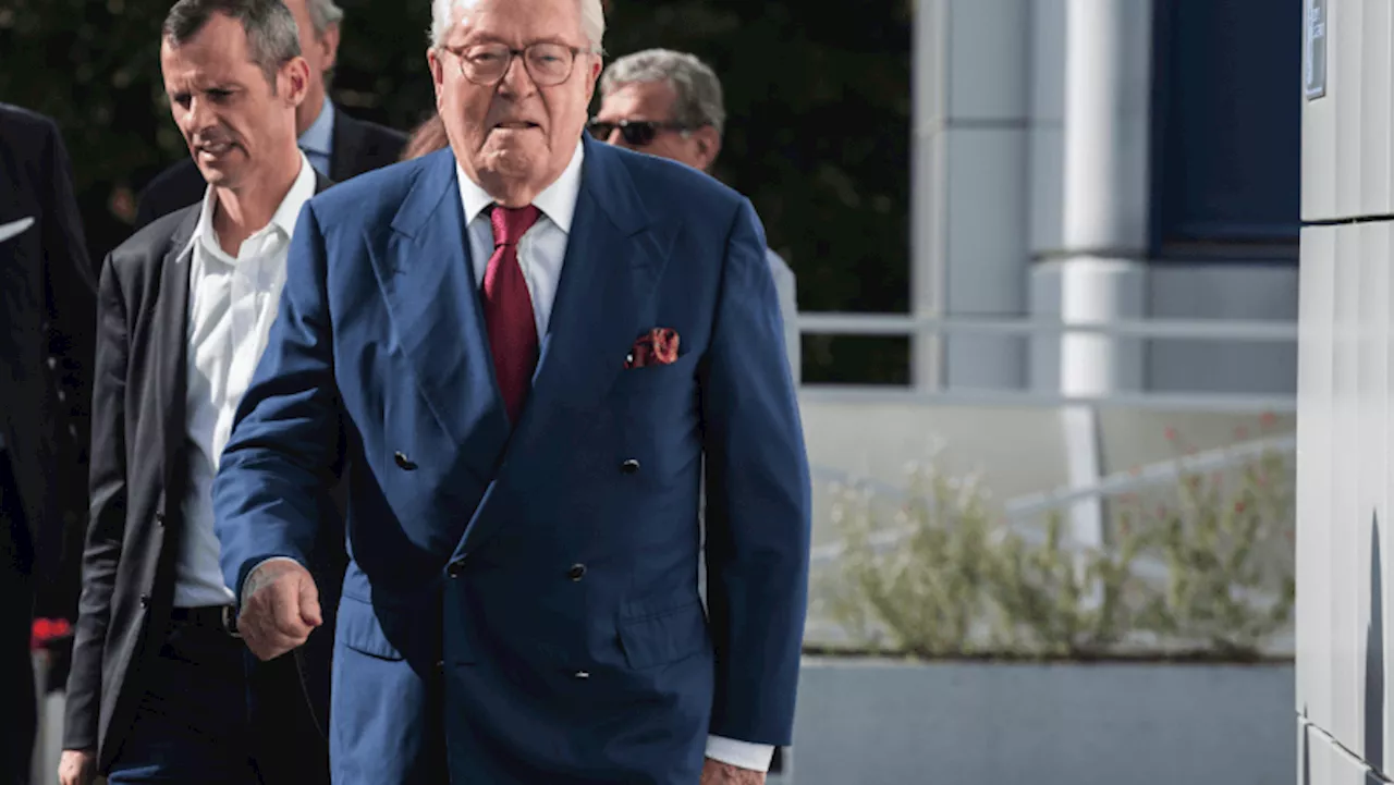 Jean-Marie Le Pen 'exécuté par les sbires de Marine'