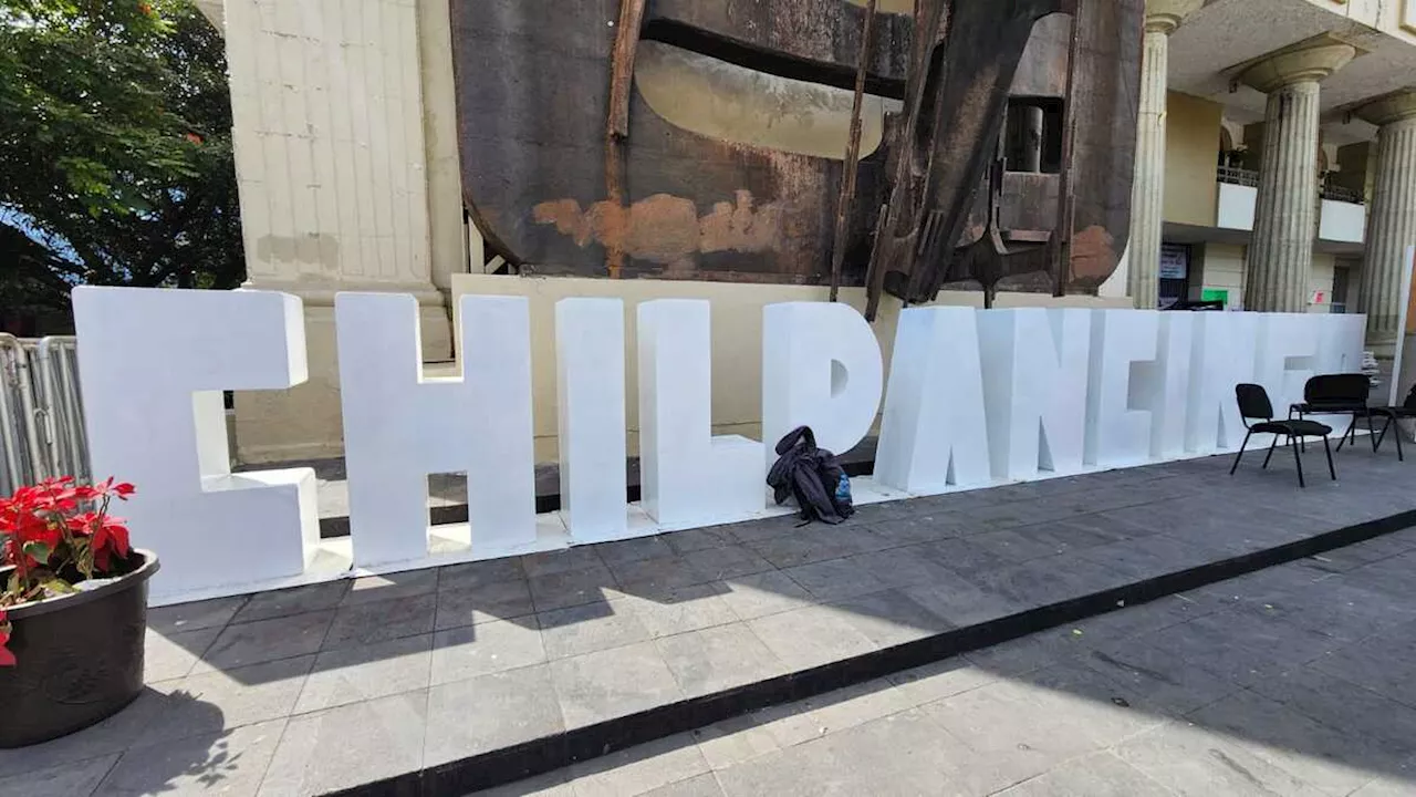 Borran Mensajes de Paz y Justicia de Letras Monumentales en Chilpancingo