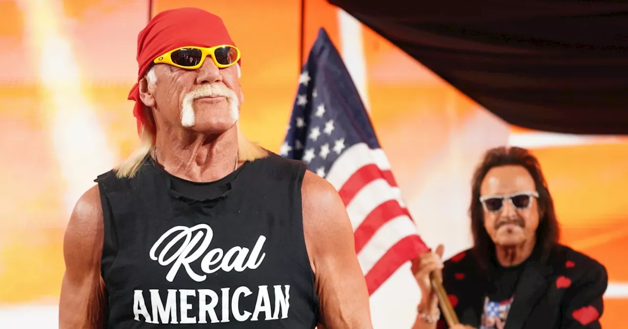 Hulk Hogan Booed at WWE's Netflix Debut