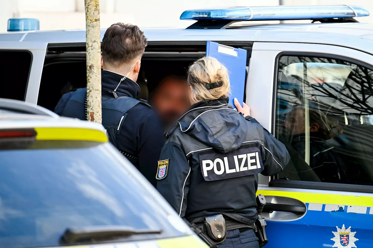 Polizei Festnimmt bewaffneten Mann nach Bankübernahme in Rimbach