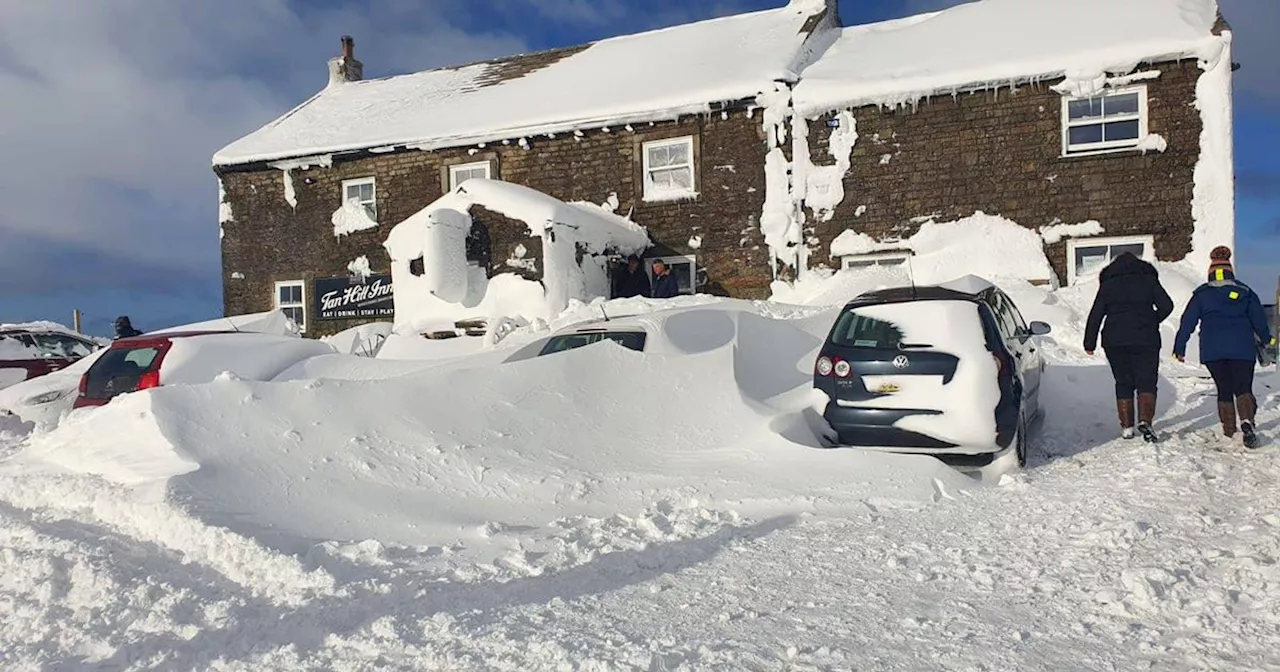 Snowed-In Pub-Goers Prepare to Leave After Days of Arctic Blast