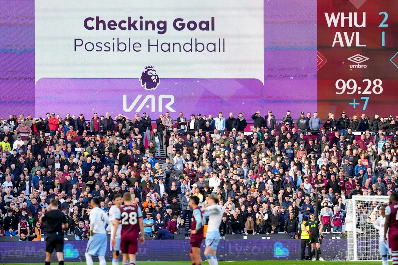 English Soccer Referees to Explain VAR Decisions to Fans