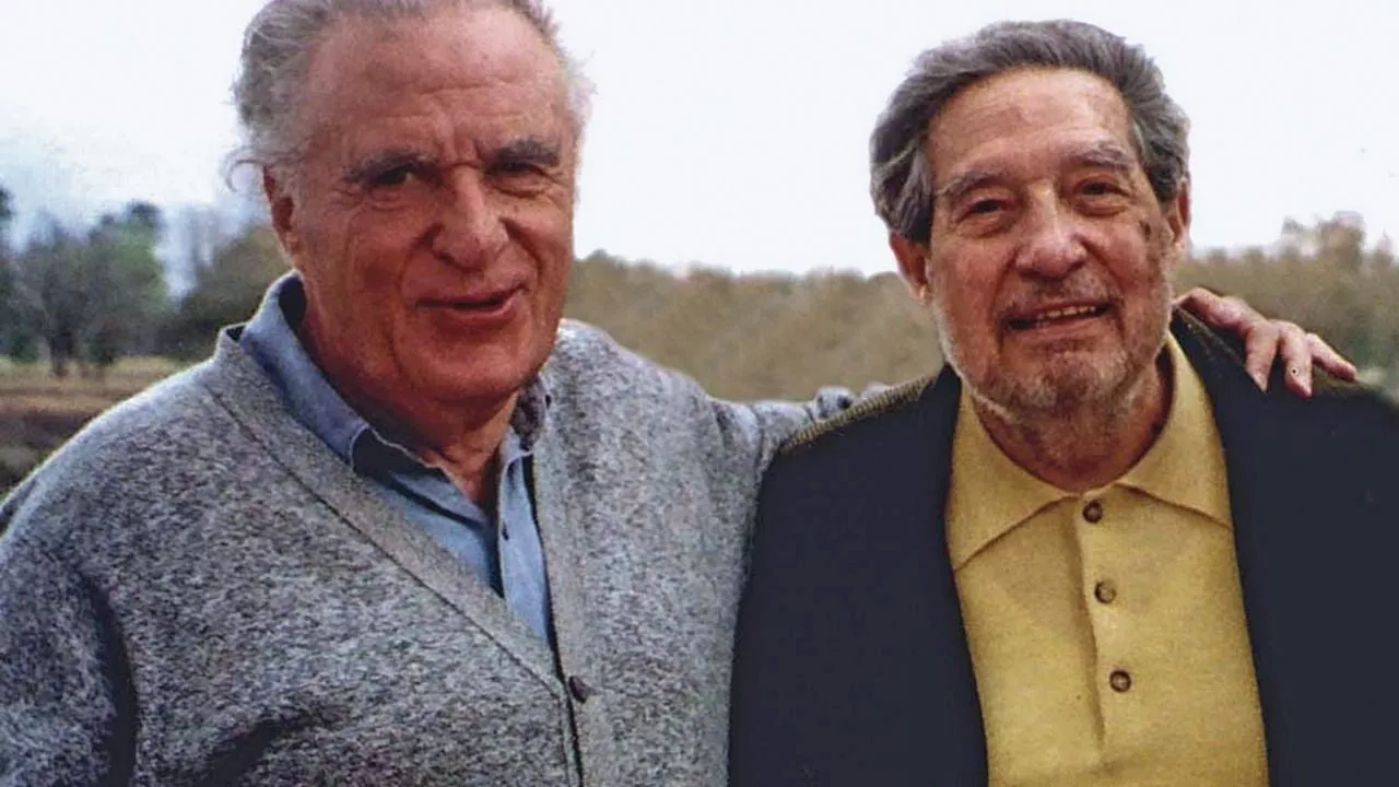 Octavio Paz a Julio Scherer sobre la crítica al poder: “Nada daña más a una literatura que el silencio”