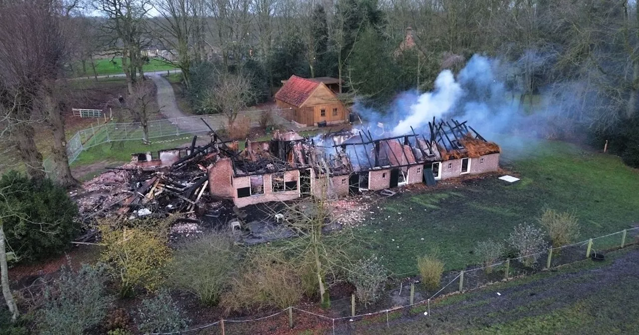 Eeuwenoude boerderij verloren bij grote brand in Witten: oudste delen dateren uit 1487