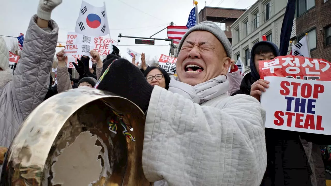 After failing to arrest South Korean president, corruption investigators seek new warrant