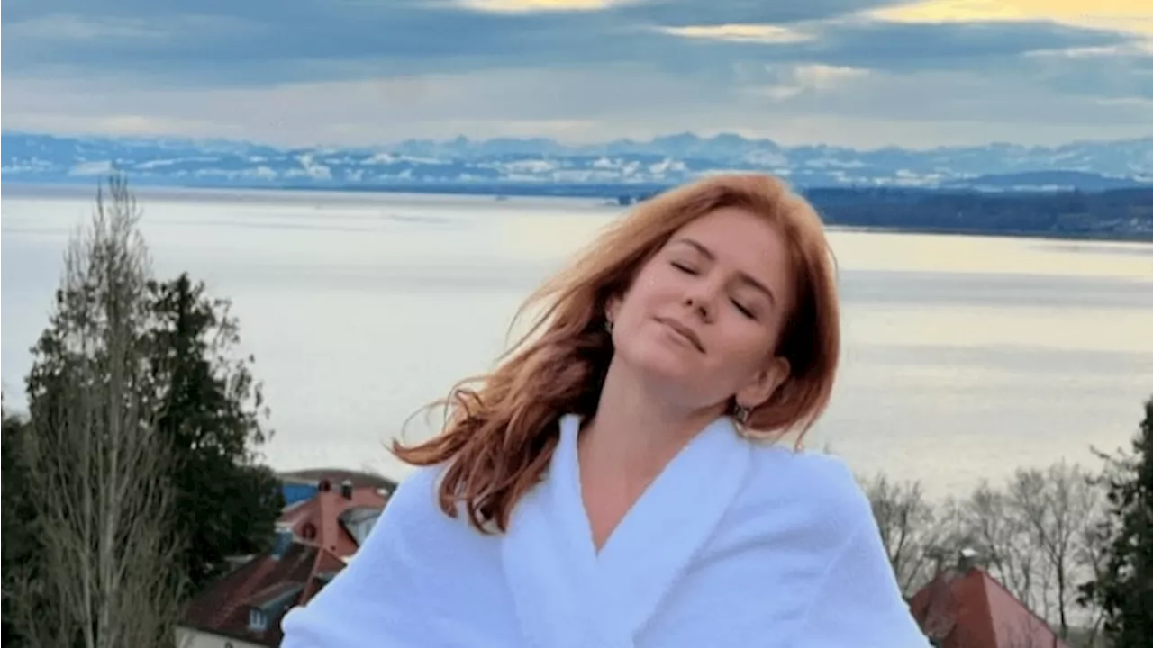 Isla Fisher Finds Wellness at German Retreat Following Divorce