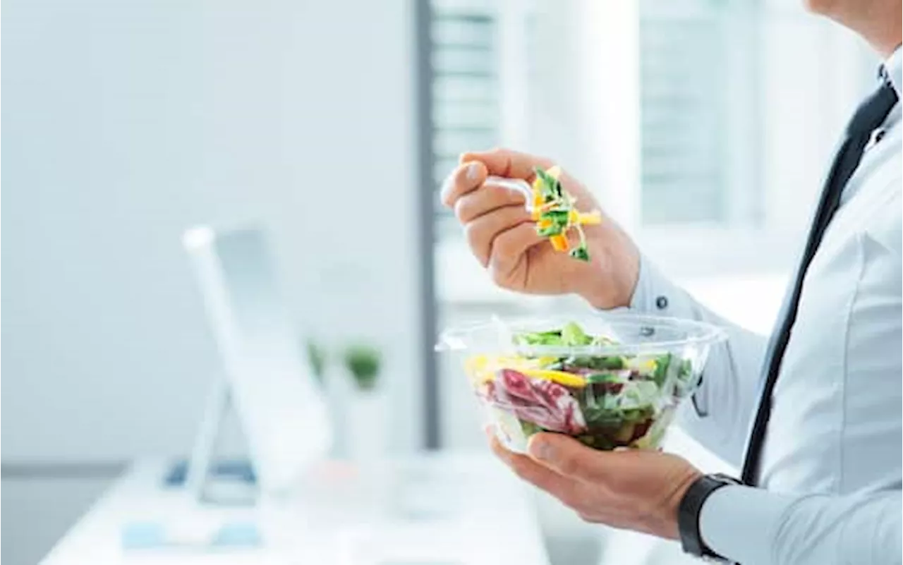 Dieta Dopo le Feste: L'Italia Si Mett a Mettere a Pesare