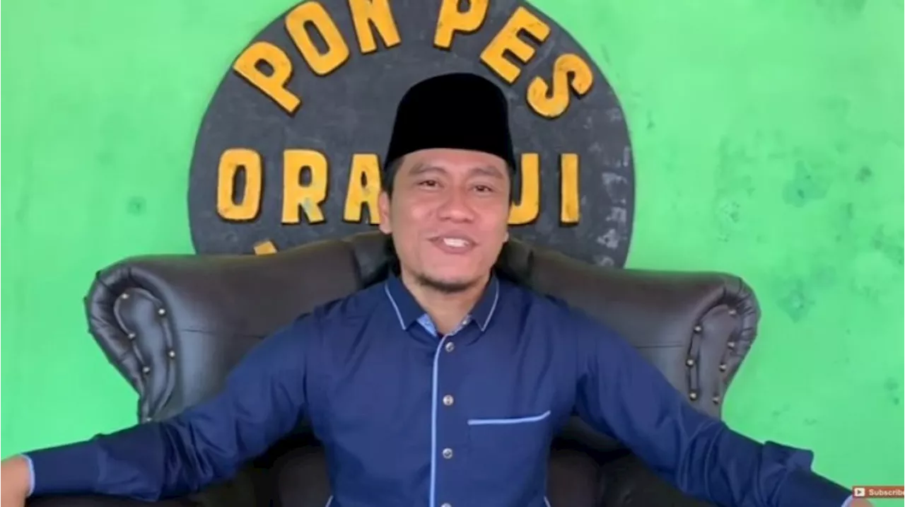 Gus Miftah Mengislamkan Perempuan di Acara Pengajian Bantul