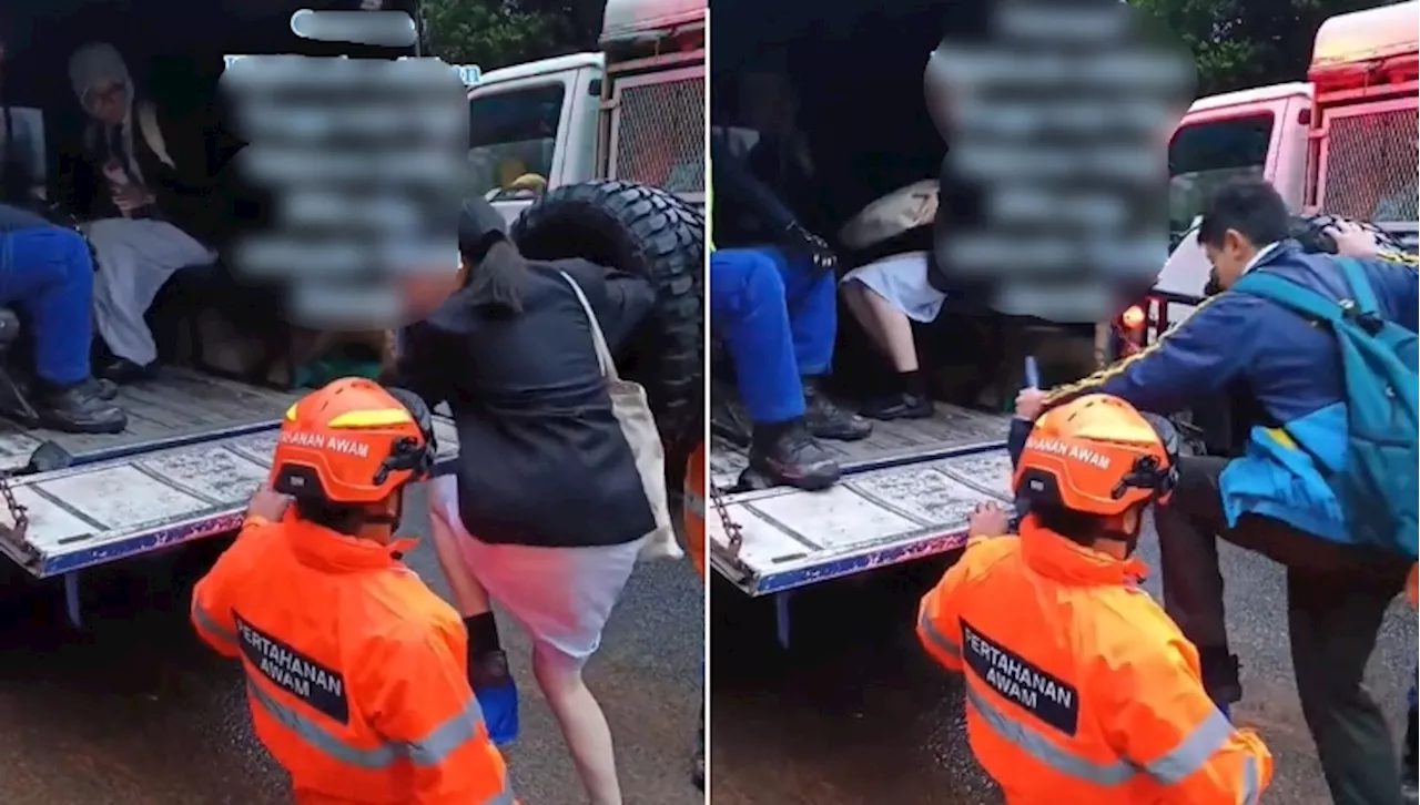 [Video] “Kaki Jadi Tangga” – Anggota APM Bantu Calon SPM Naik Trak Bikin Ramai Terharu