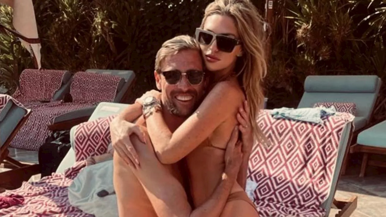 Abbey Crouch Jokes About Peter's 'Vile' Texts While Trying to Get Lucky