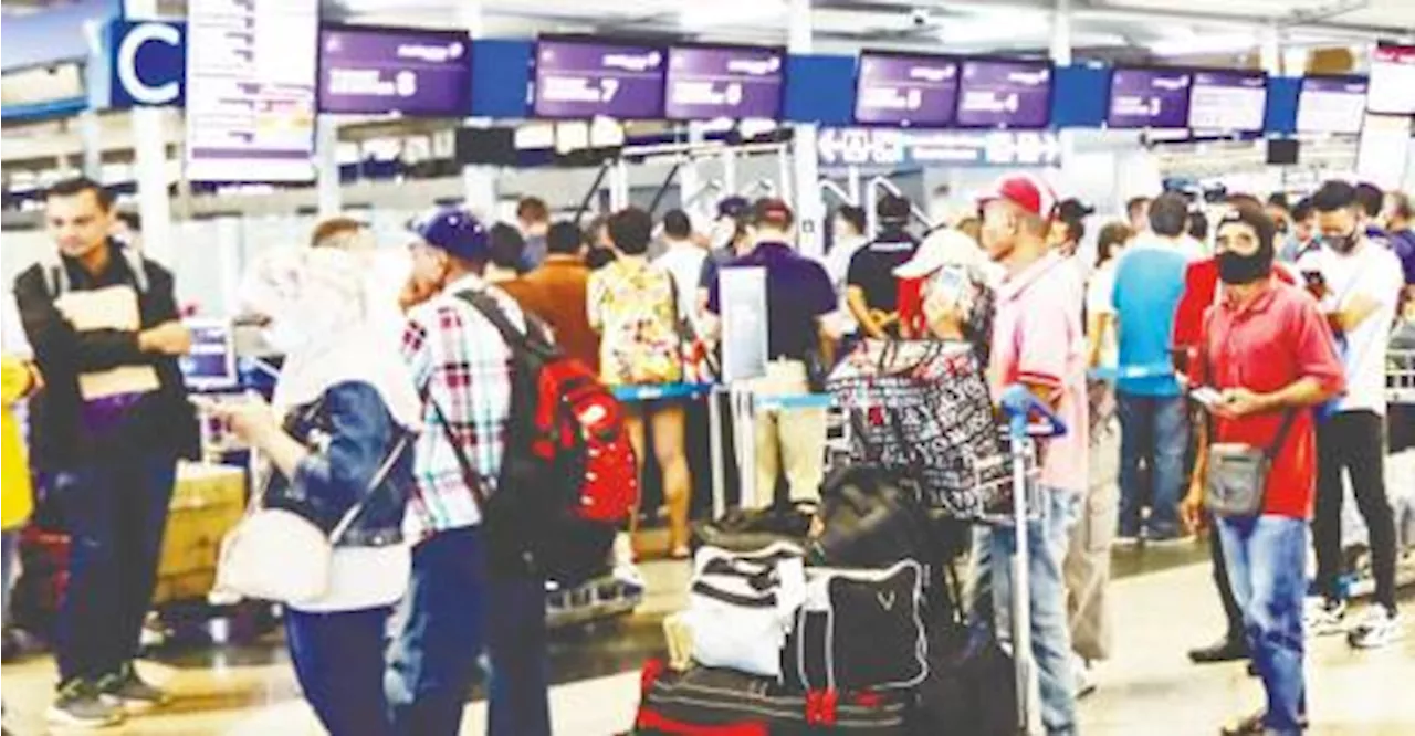 In-Flight Theft Rises: Passengers Urged to Protect Belongings