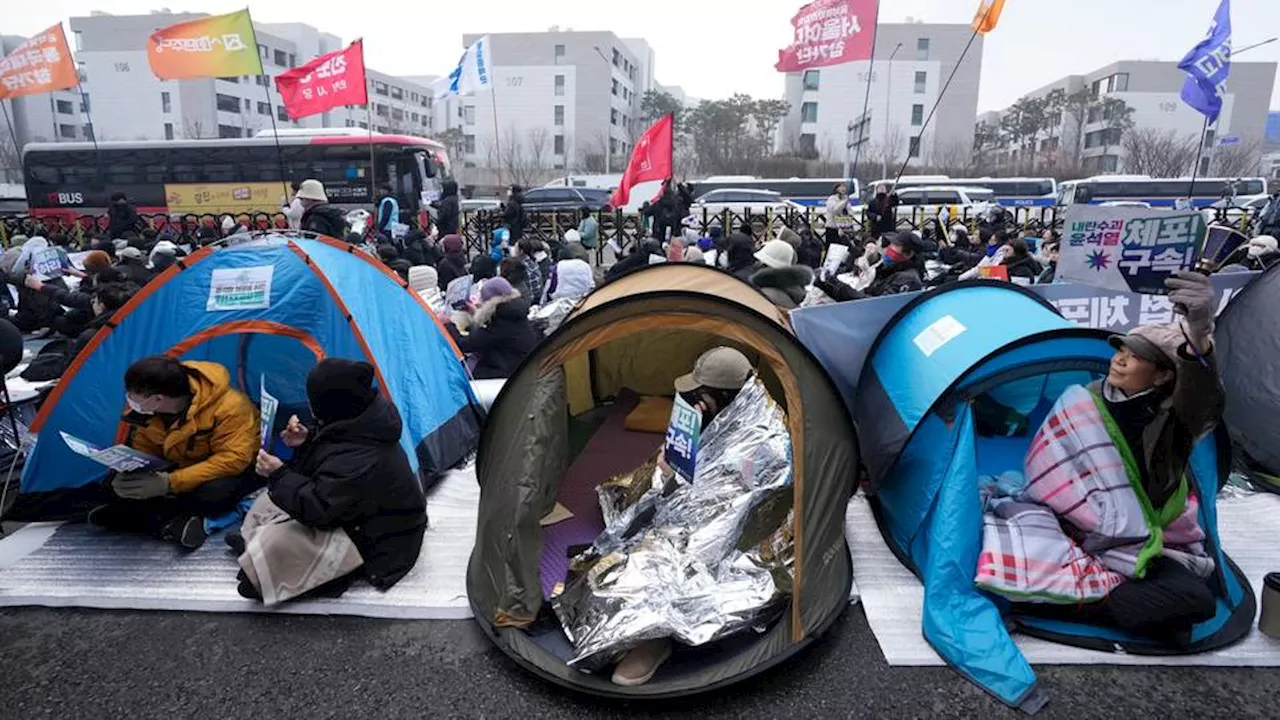 South Korean Anti-Graft Officials Secure Second Arrest Warrant for Impeached President Yoon