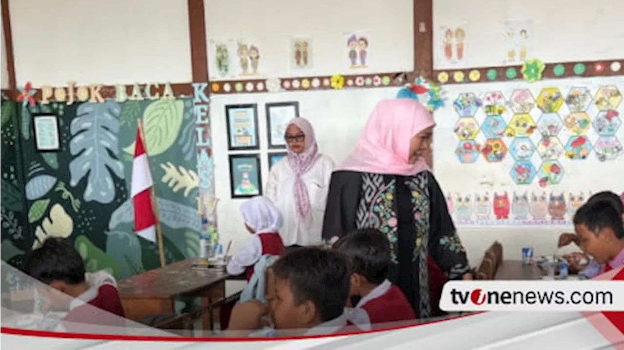 Khofifah Pantau Langsung Pembagian MBG Hari Kedua di Bangkalan