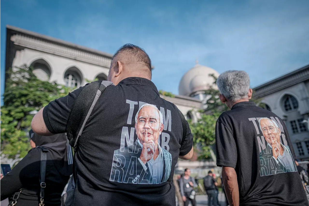 Malaysian Opposition Claims Government Hid Royal Decree in Najib's Case